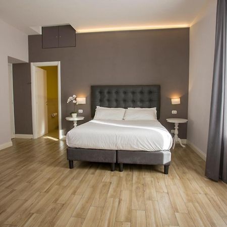Colosseo Prestige Rooms Rom Exteriör bild