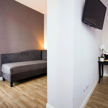 Colosseo Prestige Rooms Rom Exteriör bild