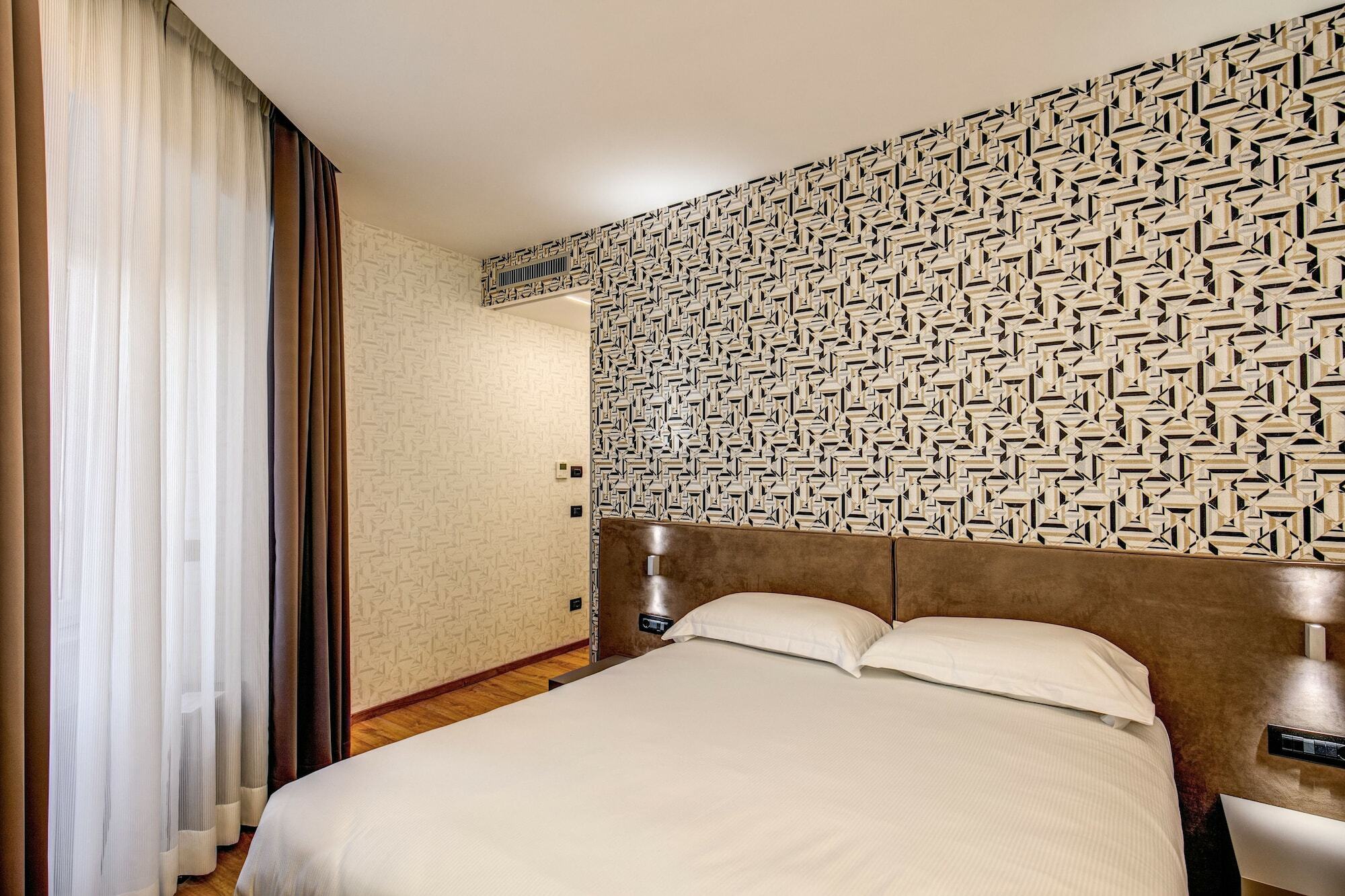 Colosseo Prestige Rooms Rom Exteriör bild